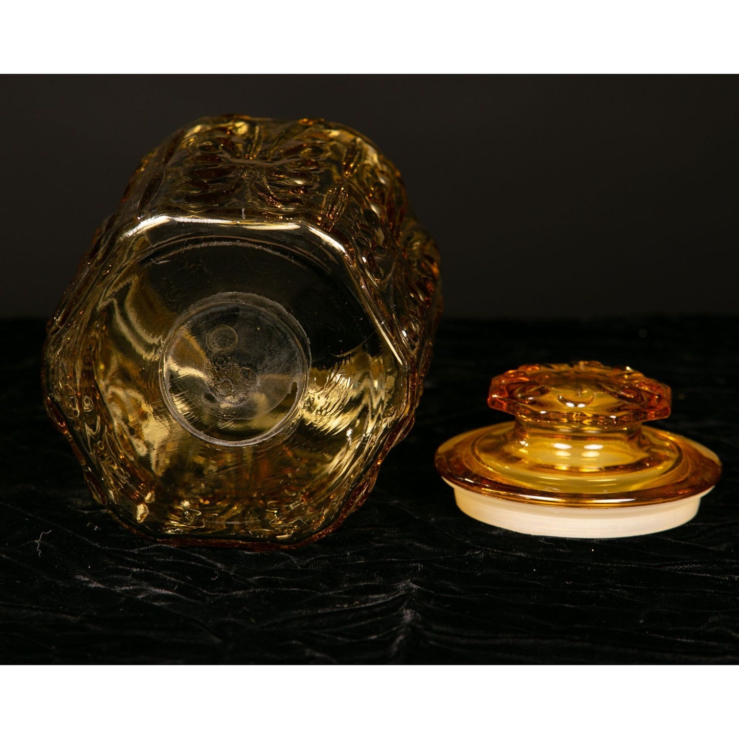 Vintage LE Smith Amber Glass Canister Imperial Atterbury Scroll Motif