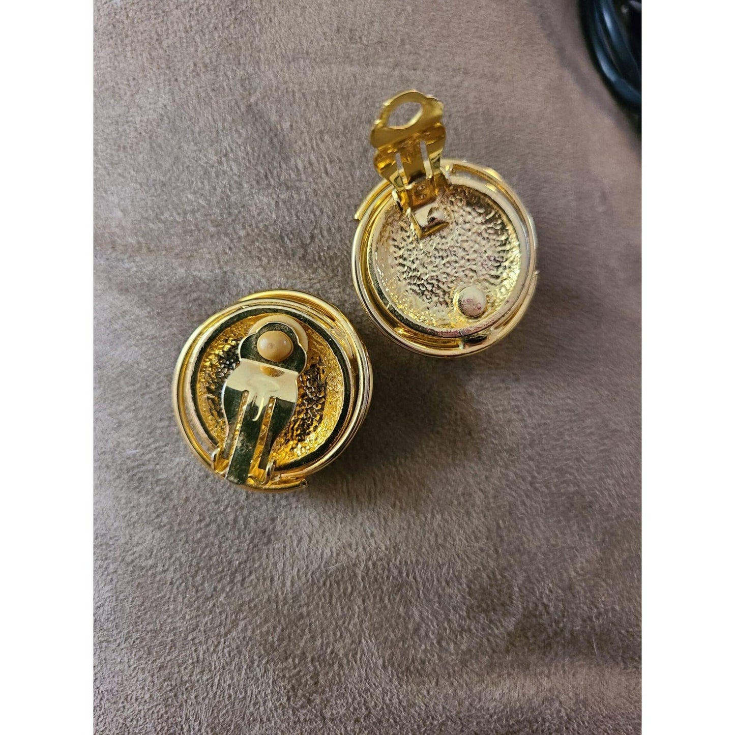 Vintage Gold and Pearl Cabochon Clip On Earrings