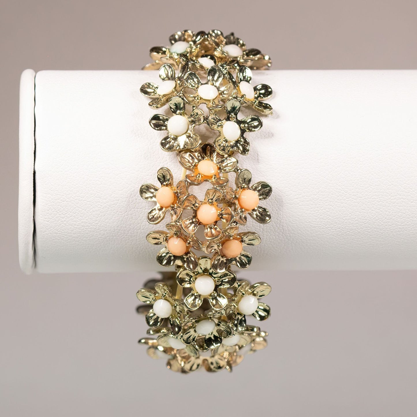 Vintage Gold Tone Floral Stretch Bracelet