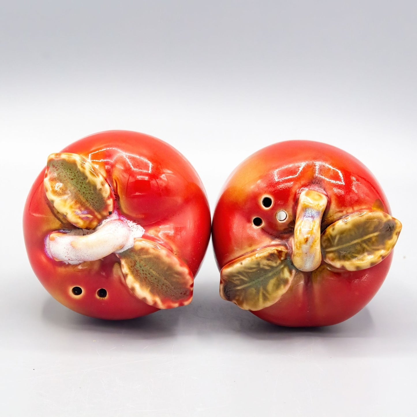 Ceramic Red Apples Salt and Pepper Shakers Set Fall Decor