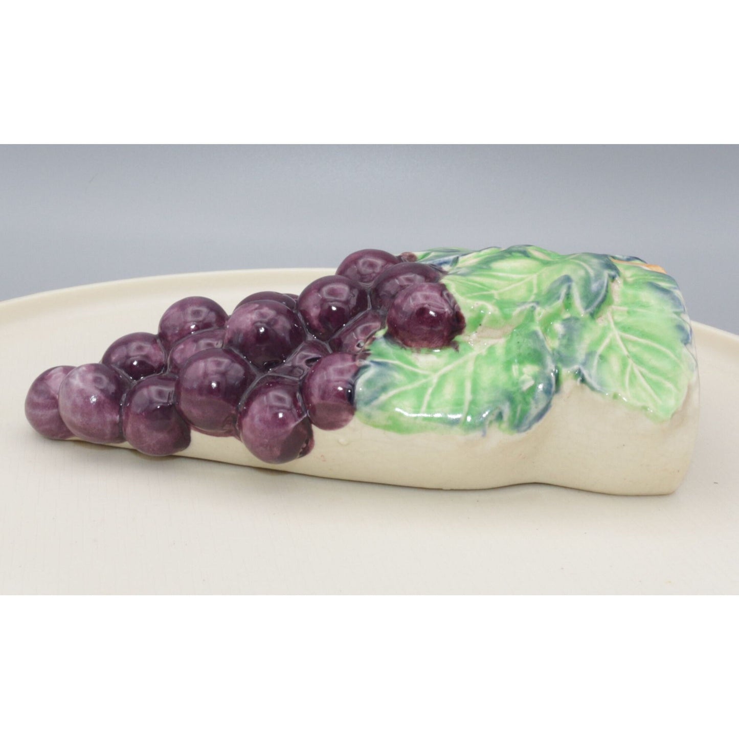 Vintage Japan Wall Pocket Bunch of Grapes Ceramic Hand Painted