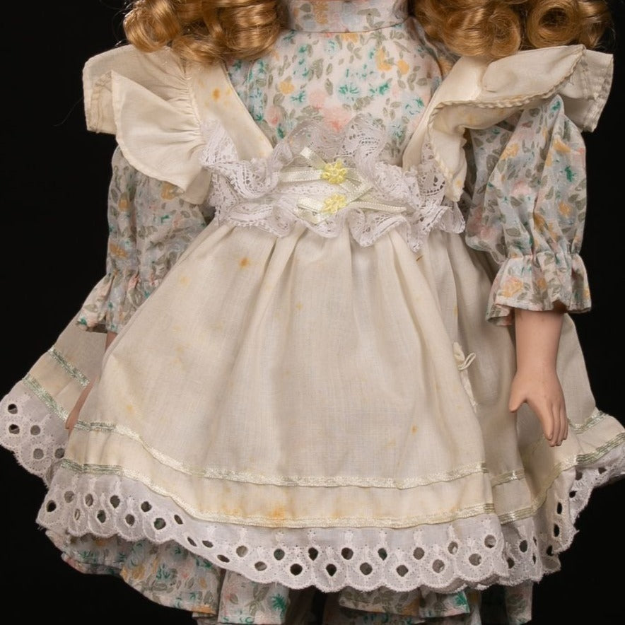 Vintage 90s Danbury Mint Goldilocks Porcelain Doll As Is