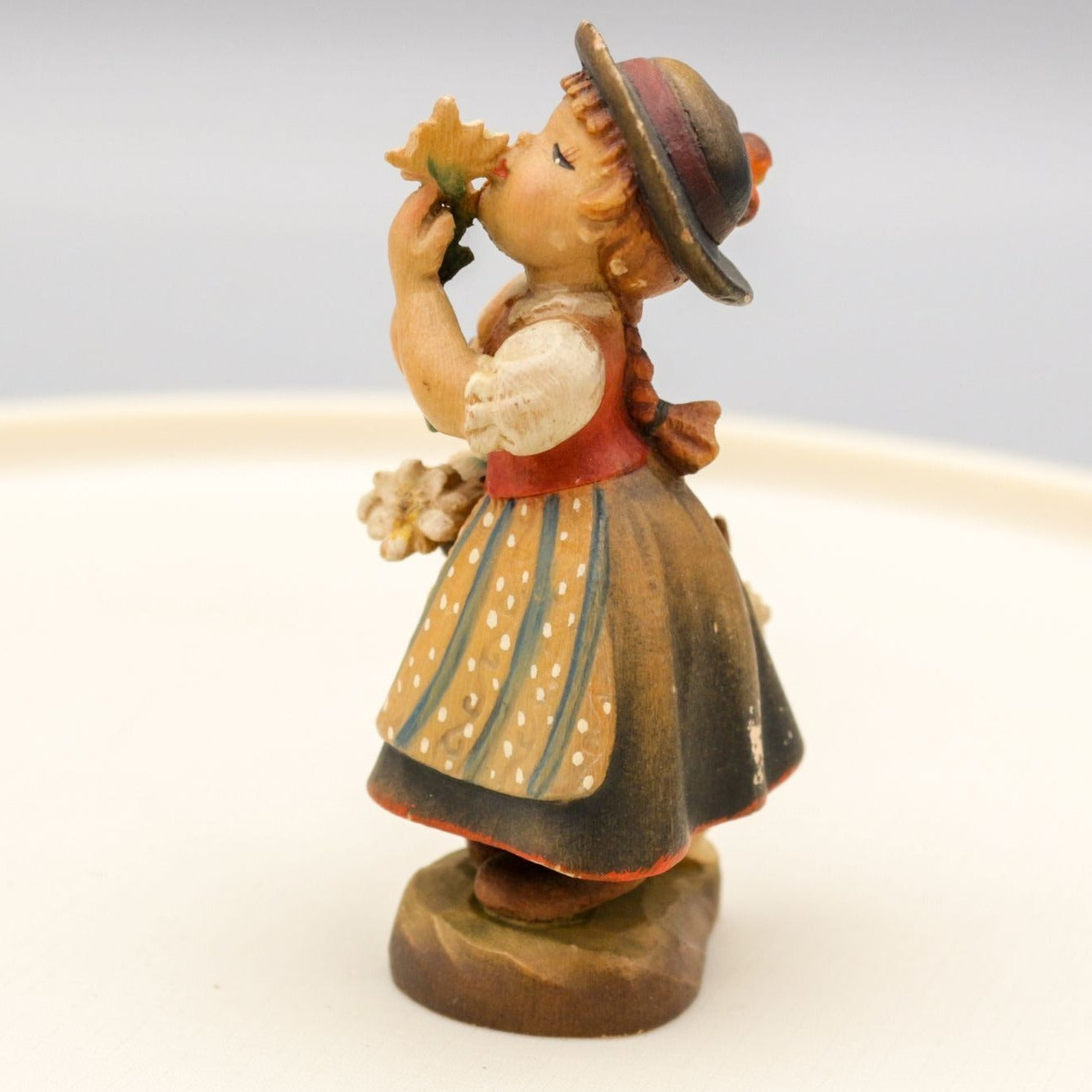 Vintage ANRI Ferrandiz Italy Wooden Hand Carved Figurine Girl With Flowers