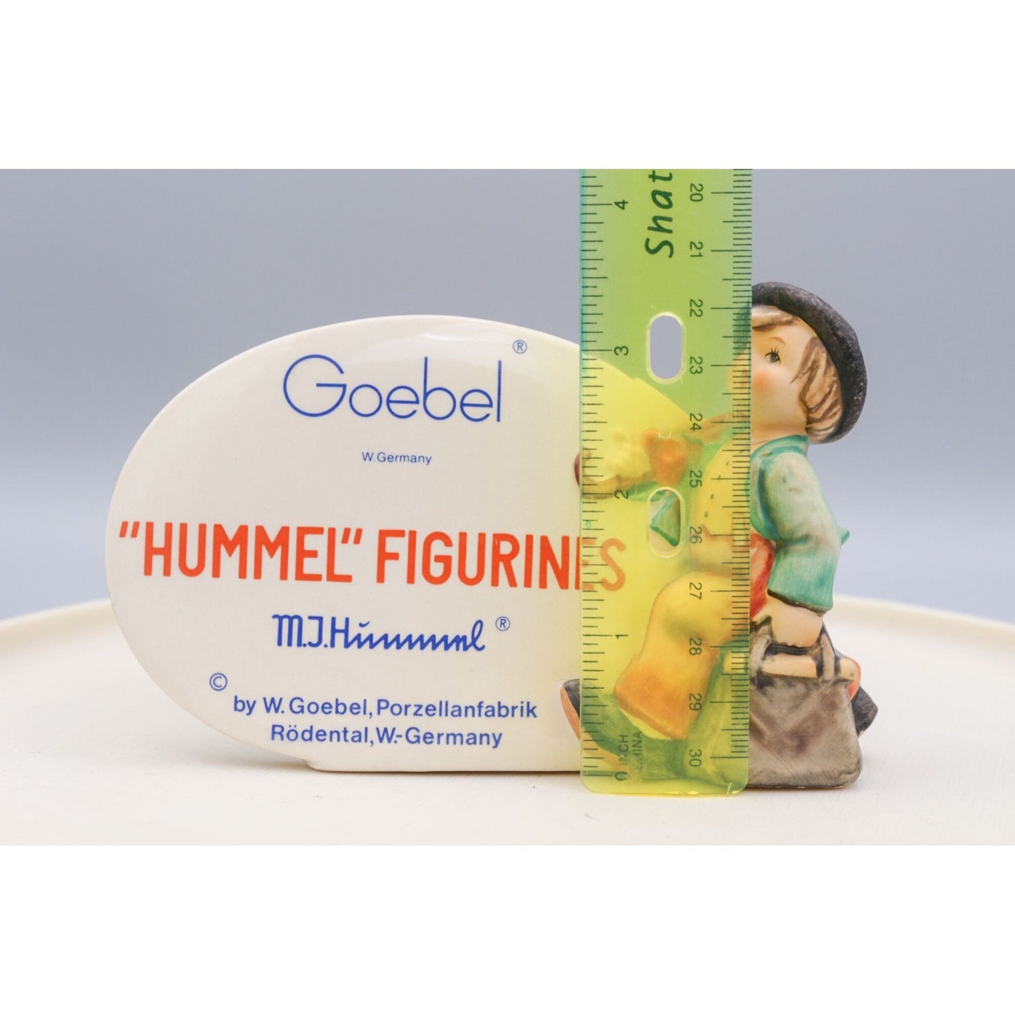 Vintage 1976 Goebel Hummel Authorized Retailer Plaque Merry Wanderer Hum 187A