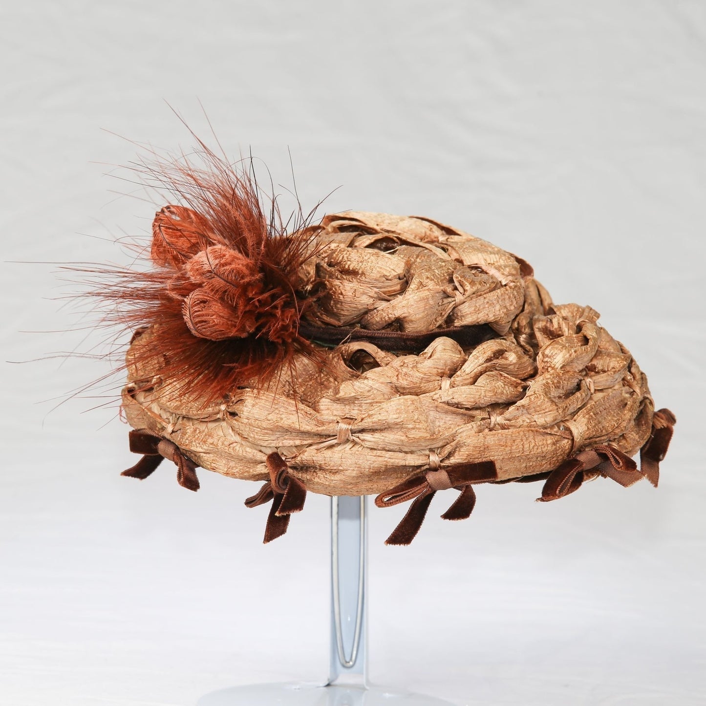 Vintage 40s Lady's Hat With Feathers Mushroom Shape