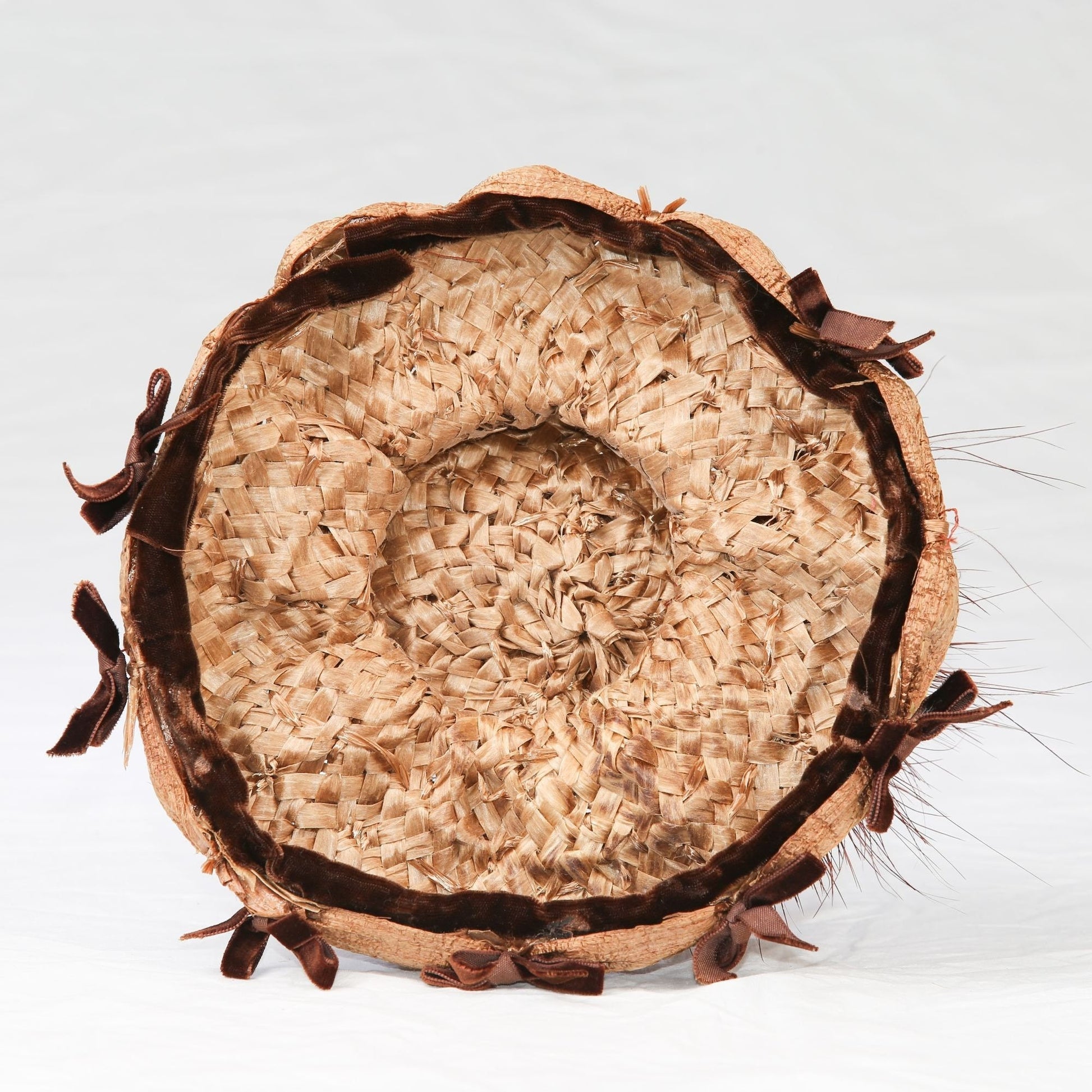 Vintage 40s Lady's Hat With Feathers Mushroom Shape