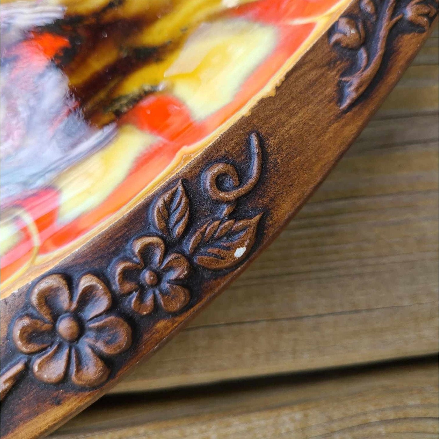 Vintage 1970s Treasure Craft Leaf Serving Dish Squirrel Brown Orange Yellow AS IS