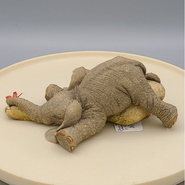Vintage Tuskers Elephant Figurine Tuskers 90824 AS IS