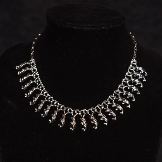 Vintage Sarah Coventry Silver toned Spiral Necklace Signed