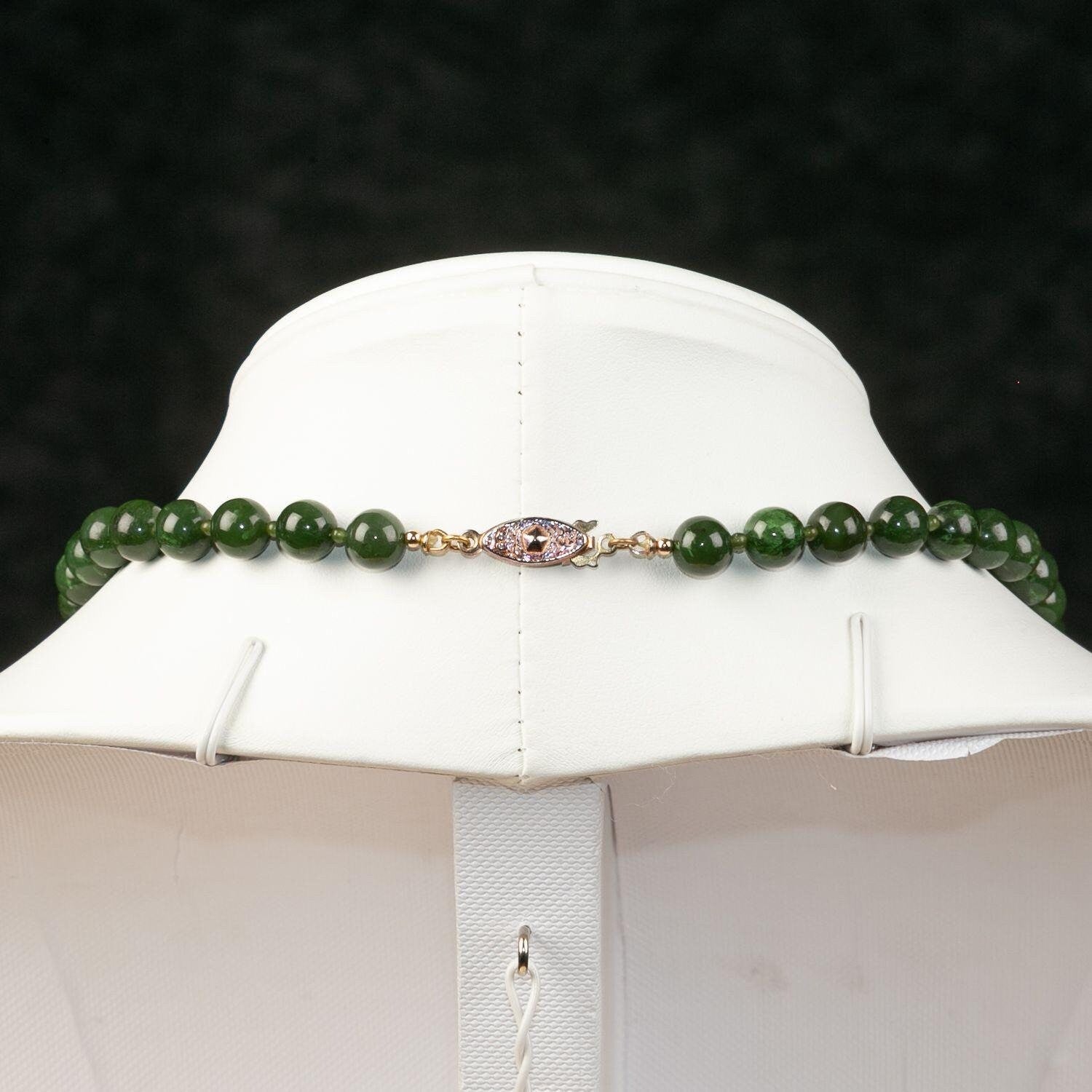 Vintage Nephrite Jade Beaded Necklace