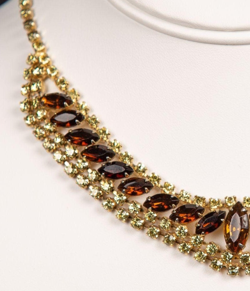 Vintage Rhinestoned Necklace 1940s with Amber and Golden Glass gems in a Gold toned setting