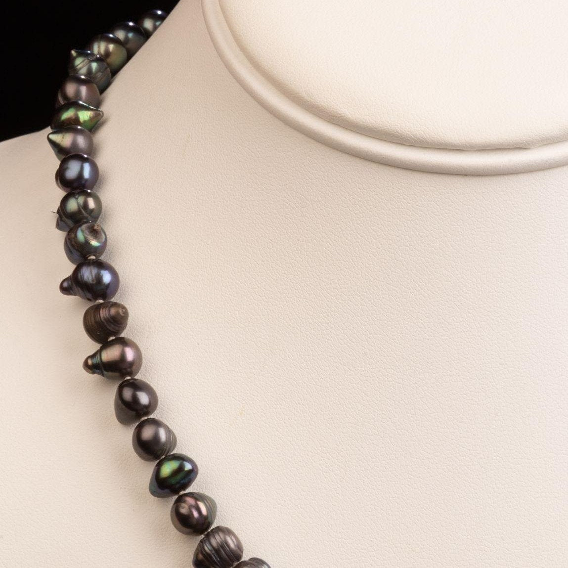 Vintage Genuine Baroque Pearl Beaded Necklace With Fish Hook Box Clasp