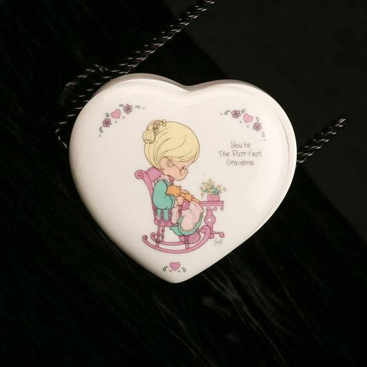 Vintage 1994 Precious Moments Enesco Heart Box Purr-fect Grandma
