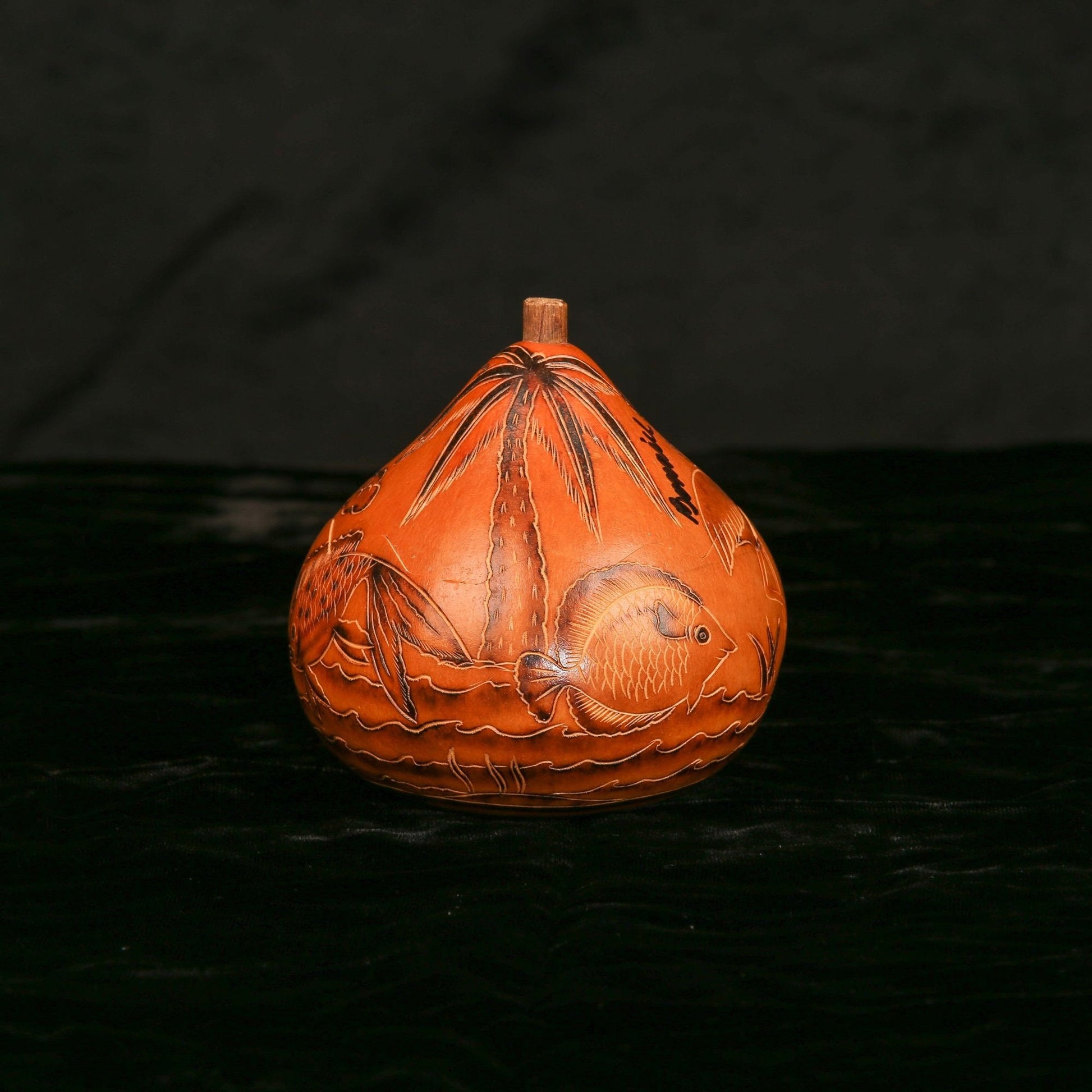 Vintage Hand Carved Peruvian Gourd Trinket Box With Lid Tropical Theme