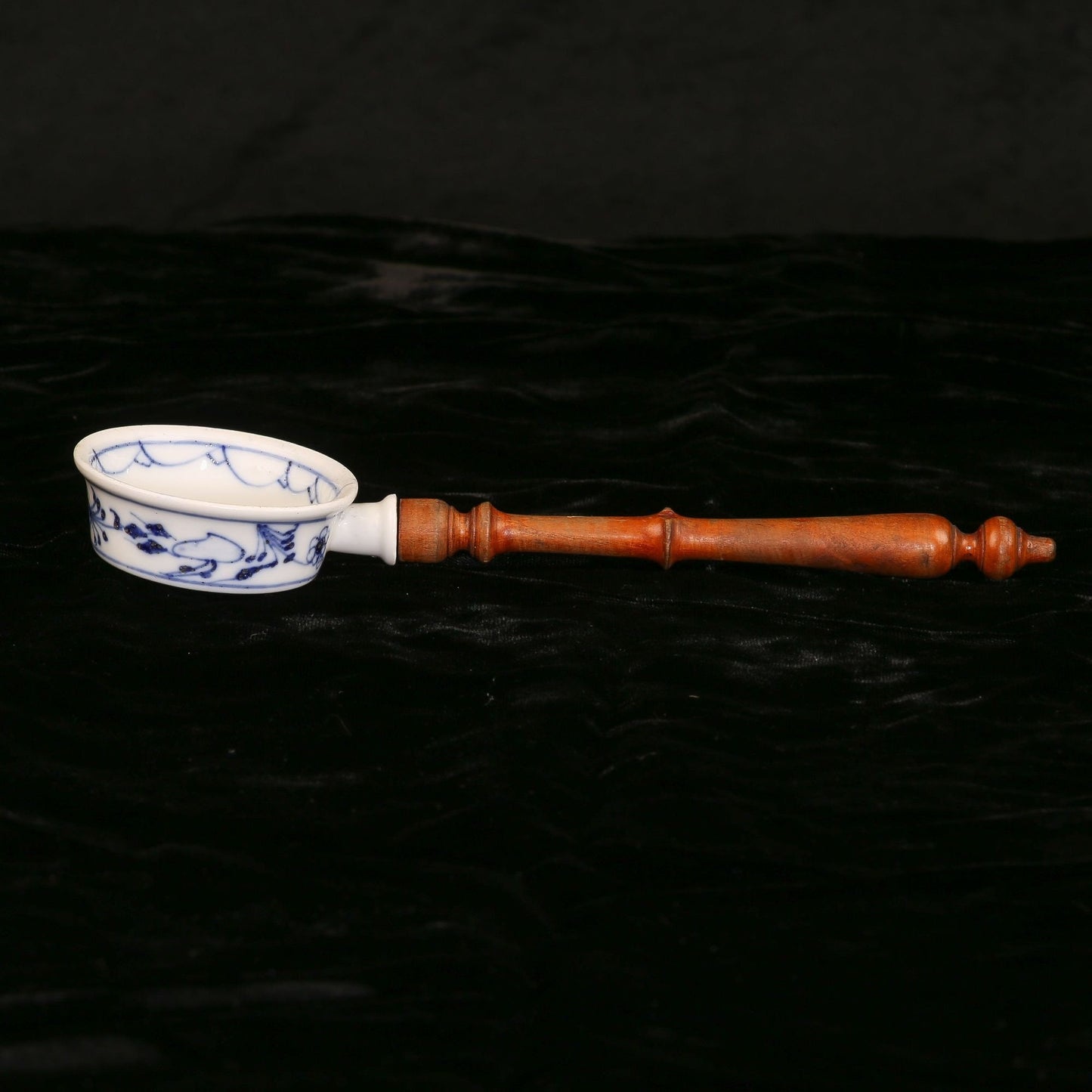 Antique 1920s German Tea Strainer/Kitchen Utensil Meissen Blue/White Porcelain