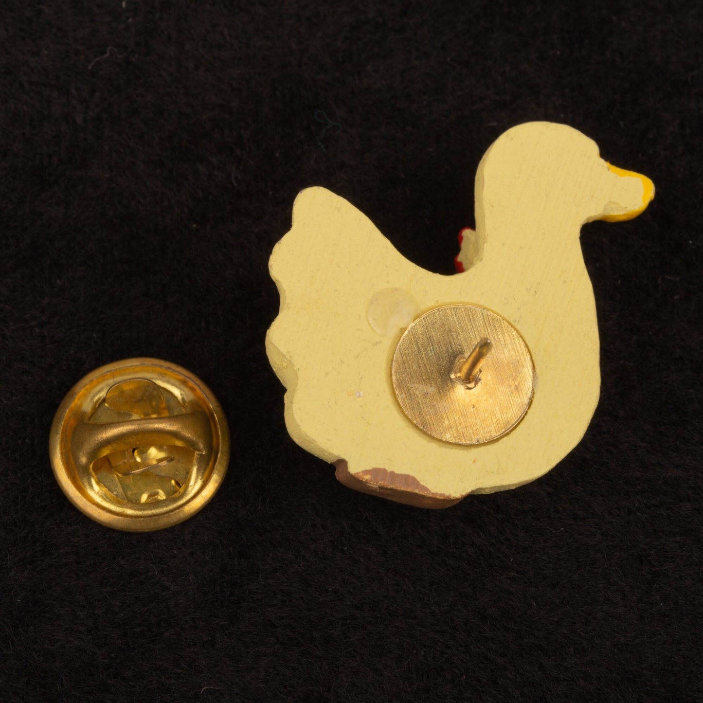 Vintage Tiny Resin Duck Goose Lapel Pin