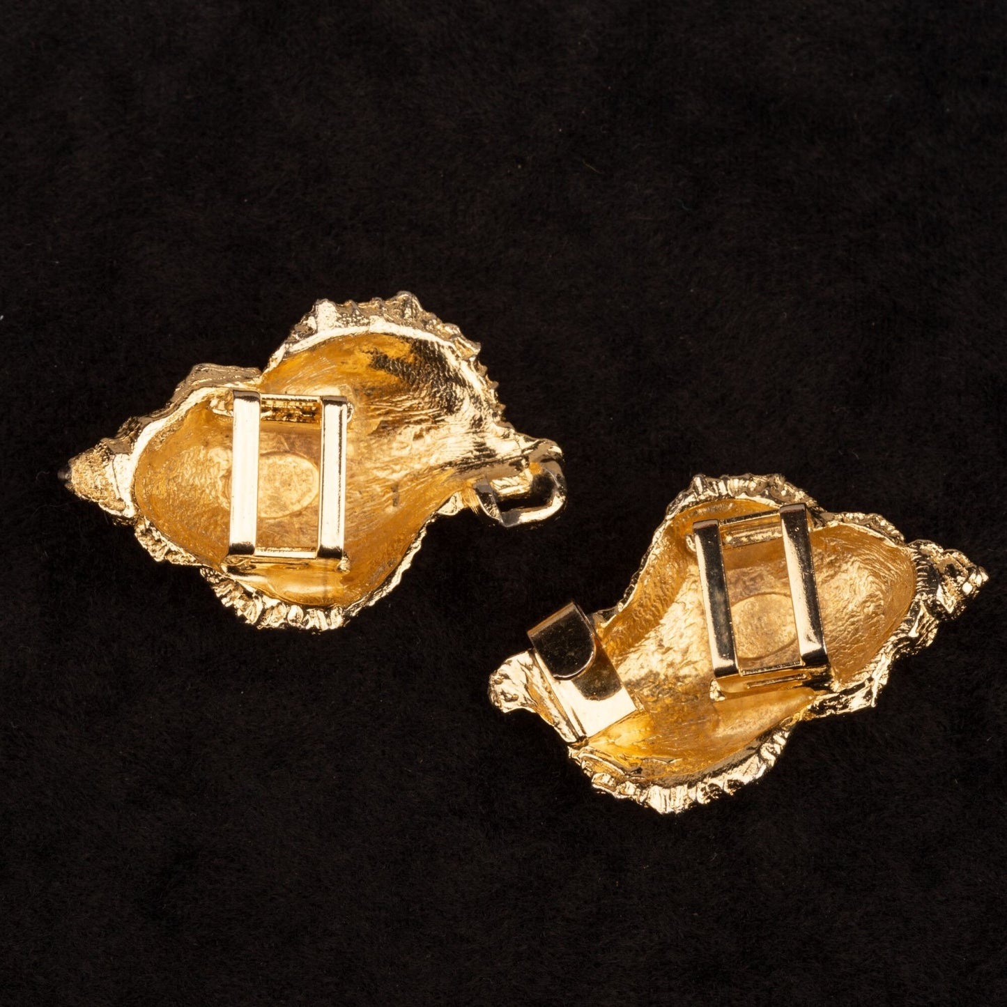 Vintage Signed Gay Boyer Seashell Belt Buckle Set Gold Toned