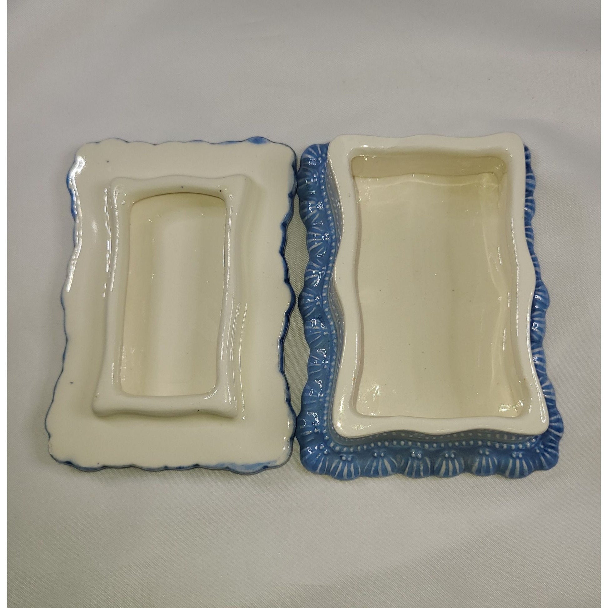Vintage 1980 Gator Mold Inc Floral Trinket Box With Lid
