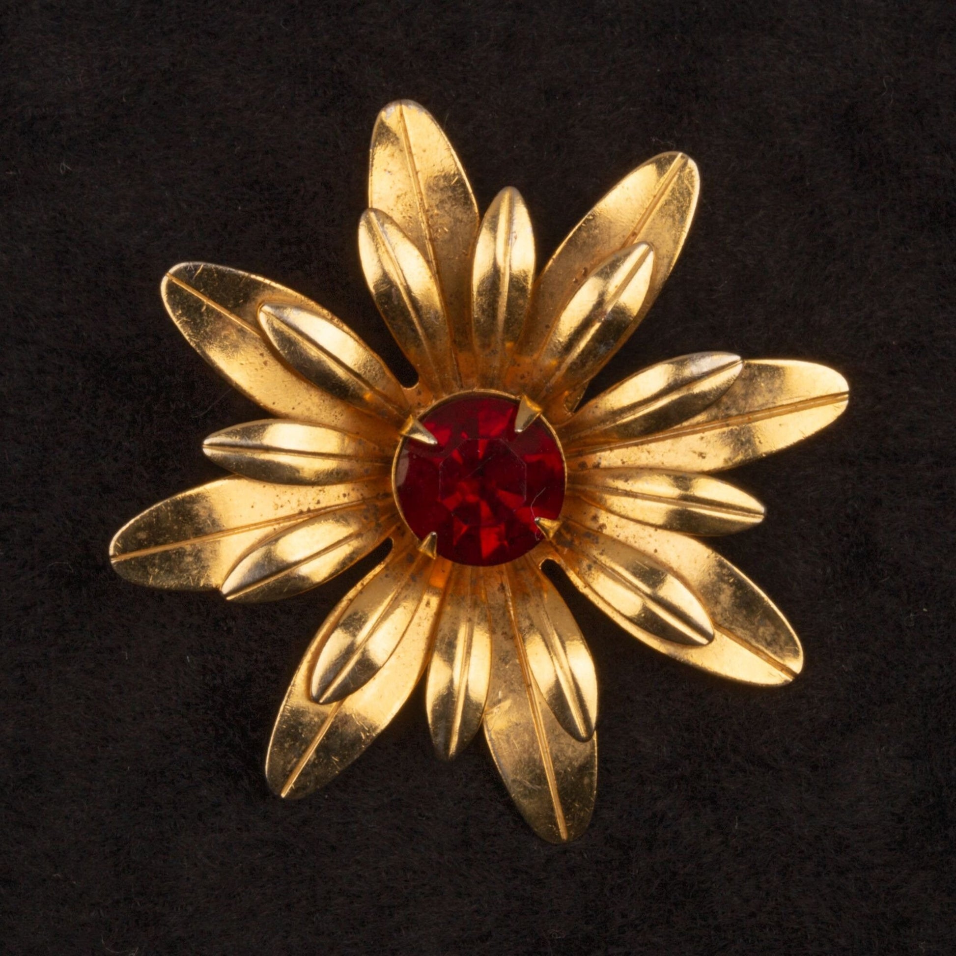 Vintage Ruby Red Rhinestone Flower Gold Toned Brooch