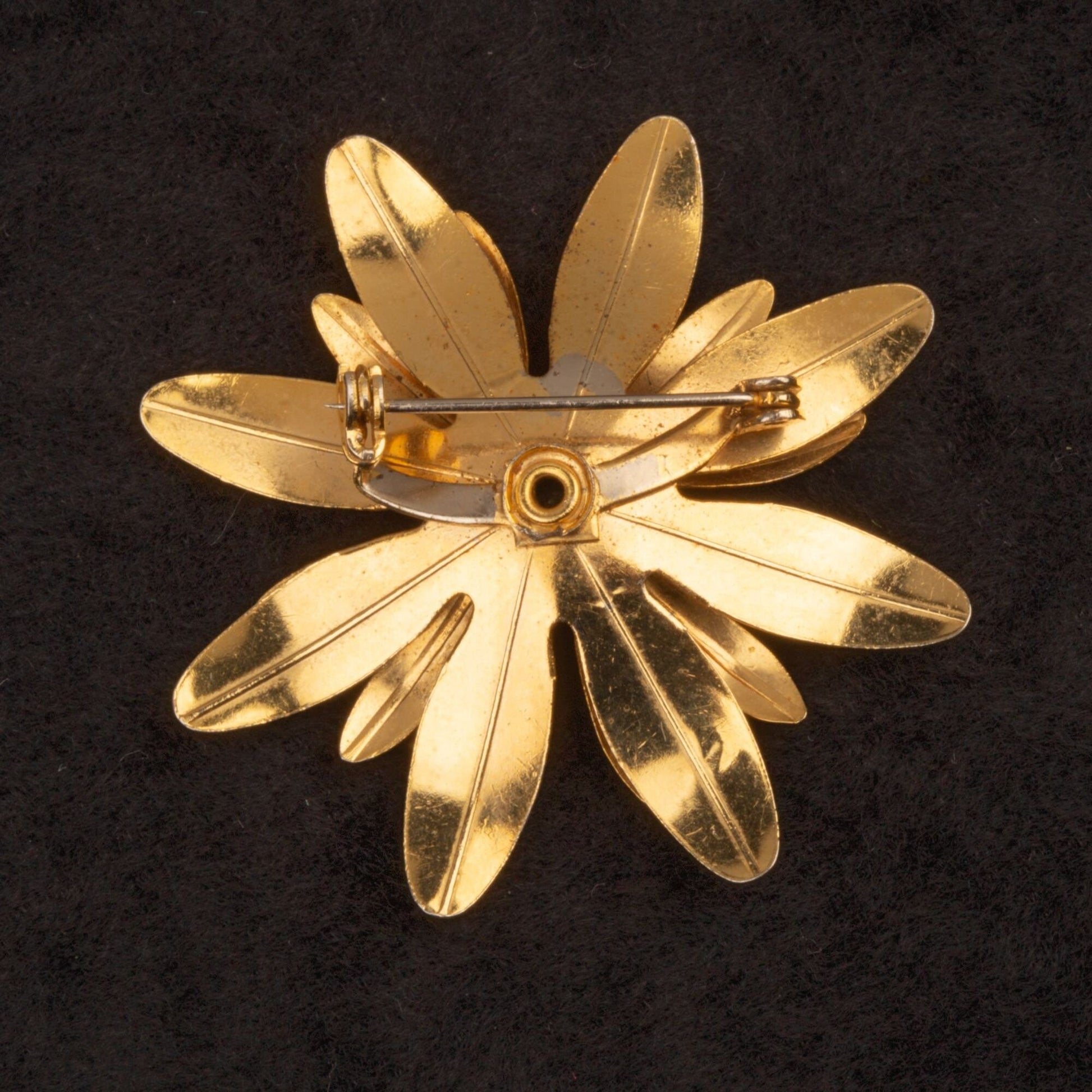 Vintage Ruby Red Rhinestone Flower Gold Toned Brooch