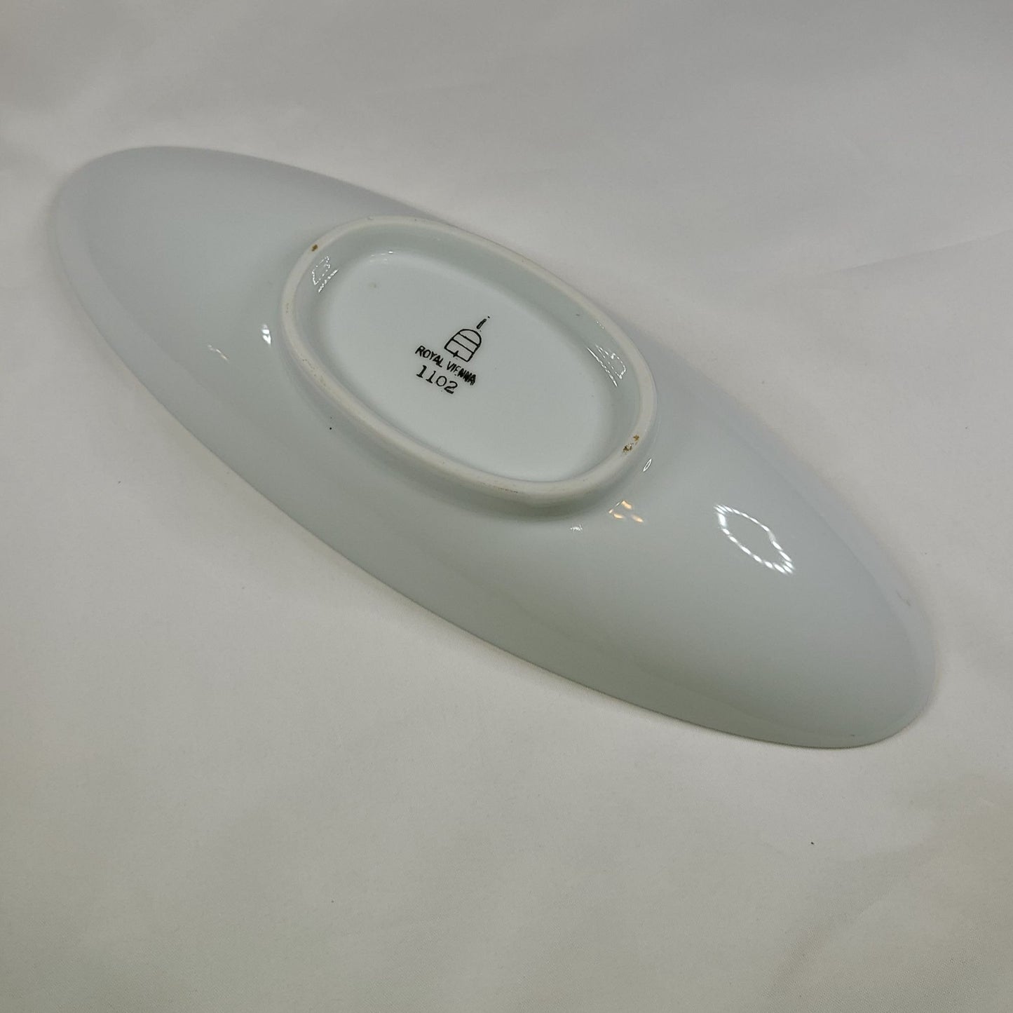 Vintage Royal Vienna Courting Couple Relish Dish 1102 Beehive Layout