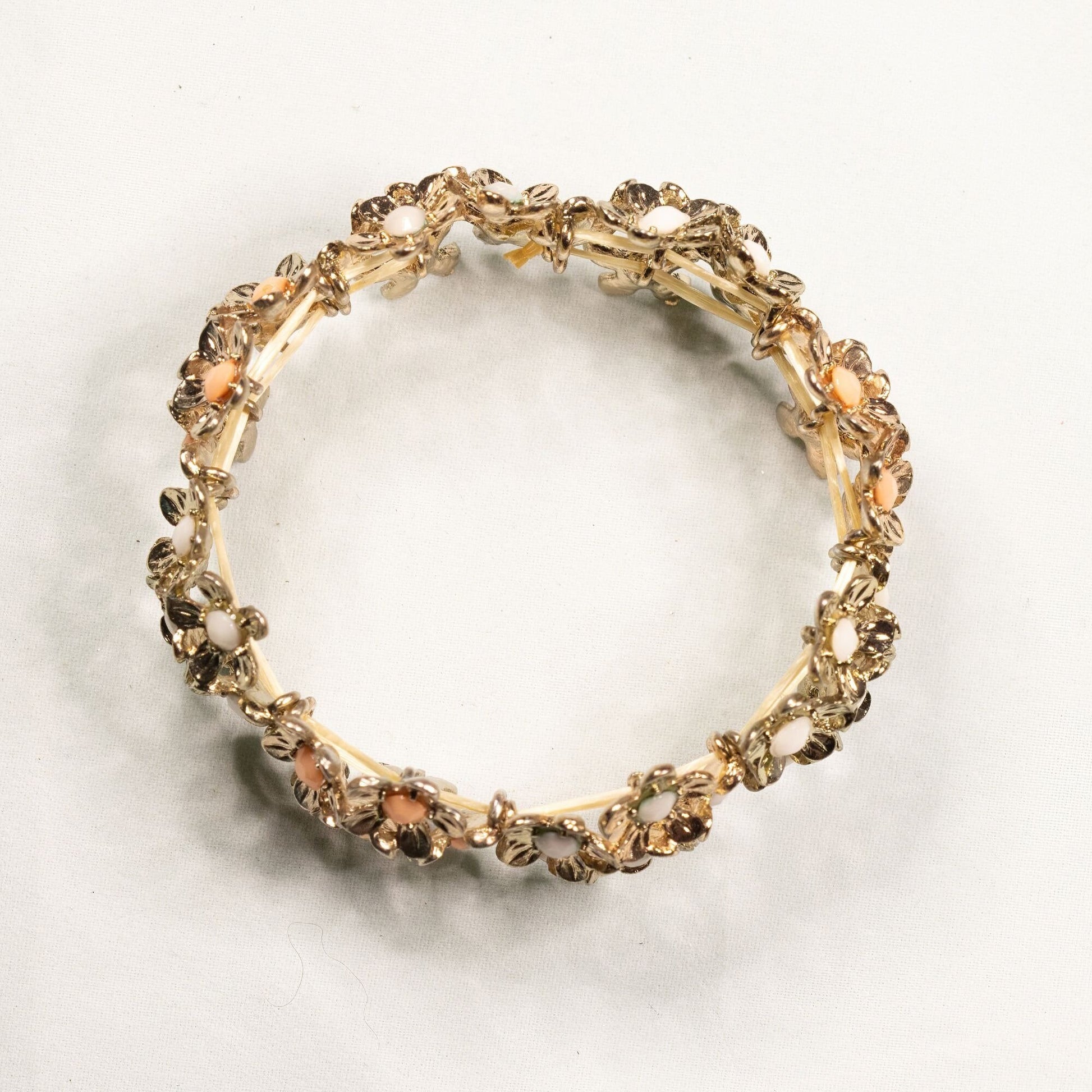 Vintage Gold Tone Floral Stretch Bracelet