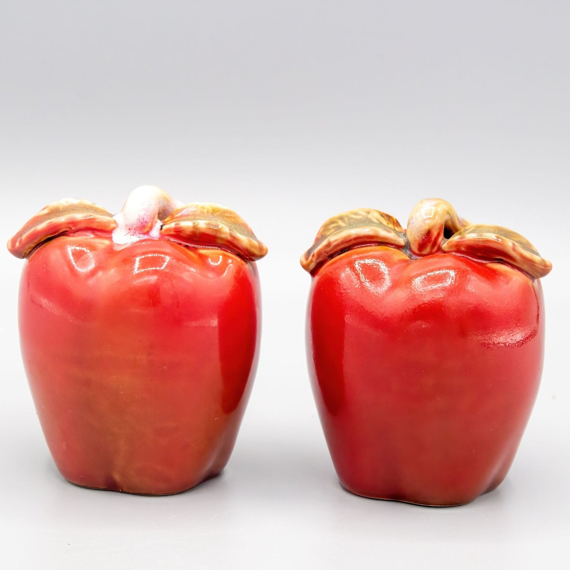 Ceramic Red Apples Salt and Pepper Shakers Set Fall Decor