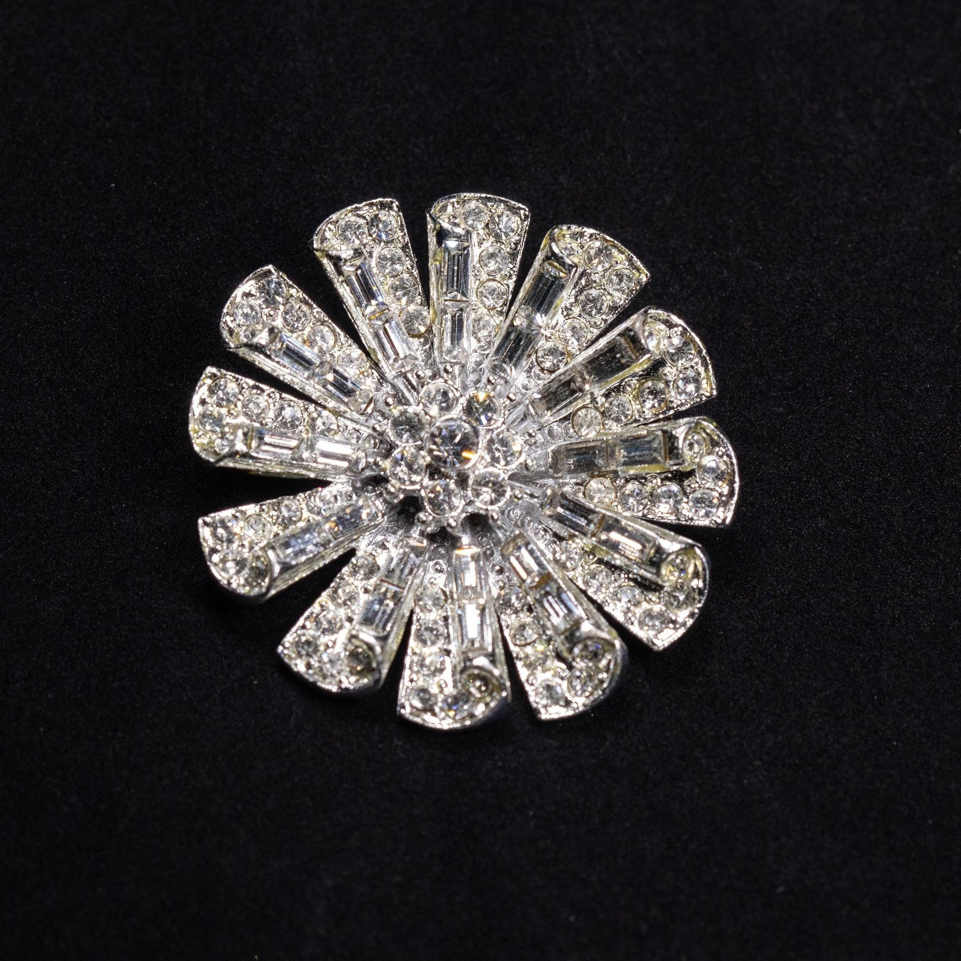 Vintage Silver Toned Floral Rhinestone Brooch