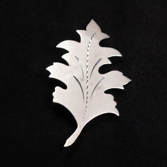 Vintage Leaf Silver Toned Brooch
