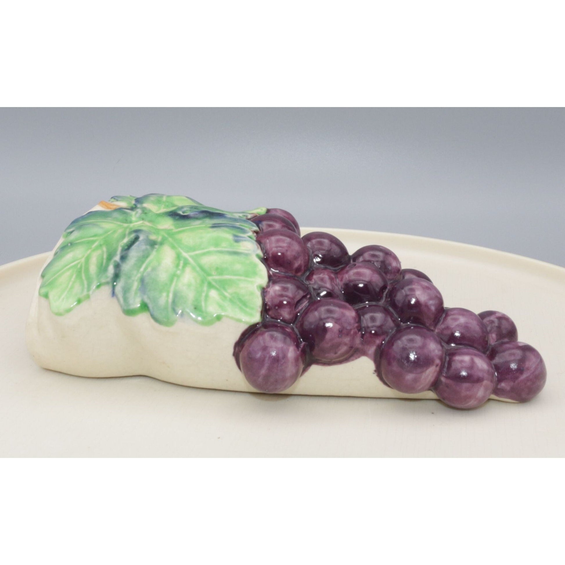 Vintage Japan Wall Pocket Bunch of Grapes Ceramic Hand Painted