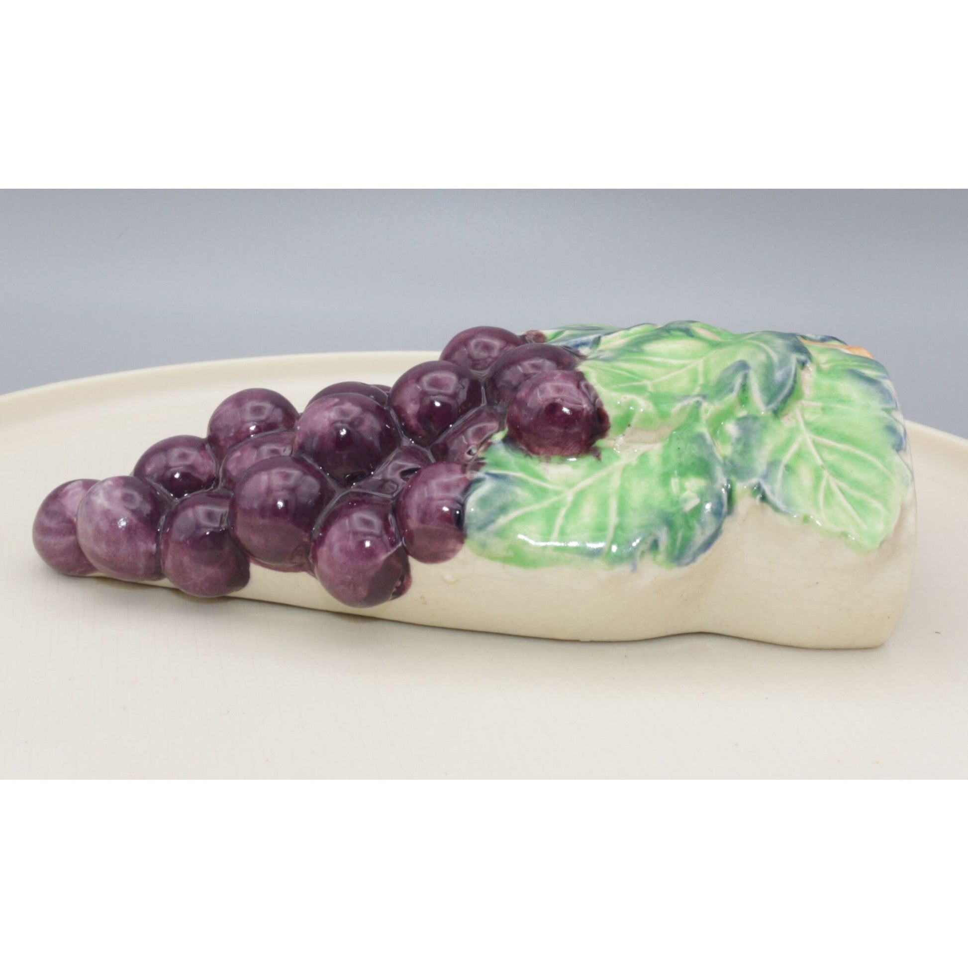 Vintage Japan Wall Pocket Bunch of Grapes Ceramic Hand Painted